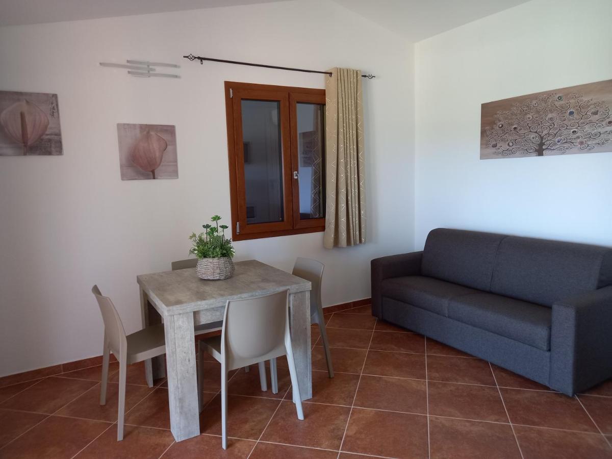 Villa Aratha Орозеи Екстериор снимка