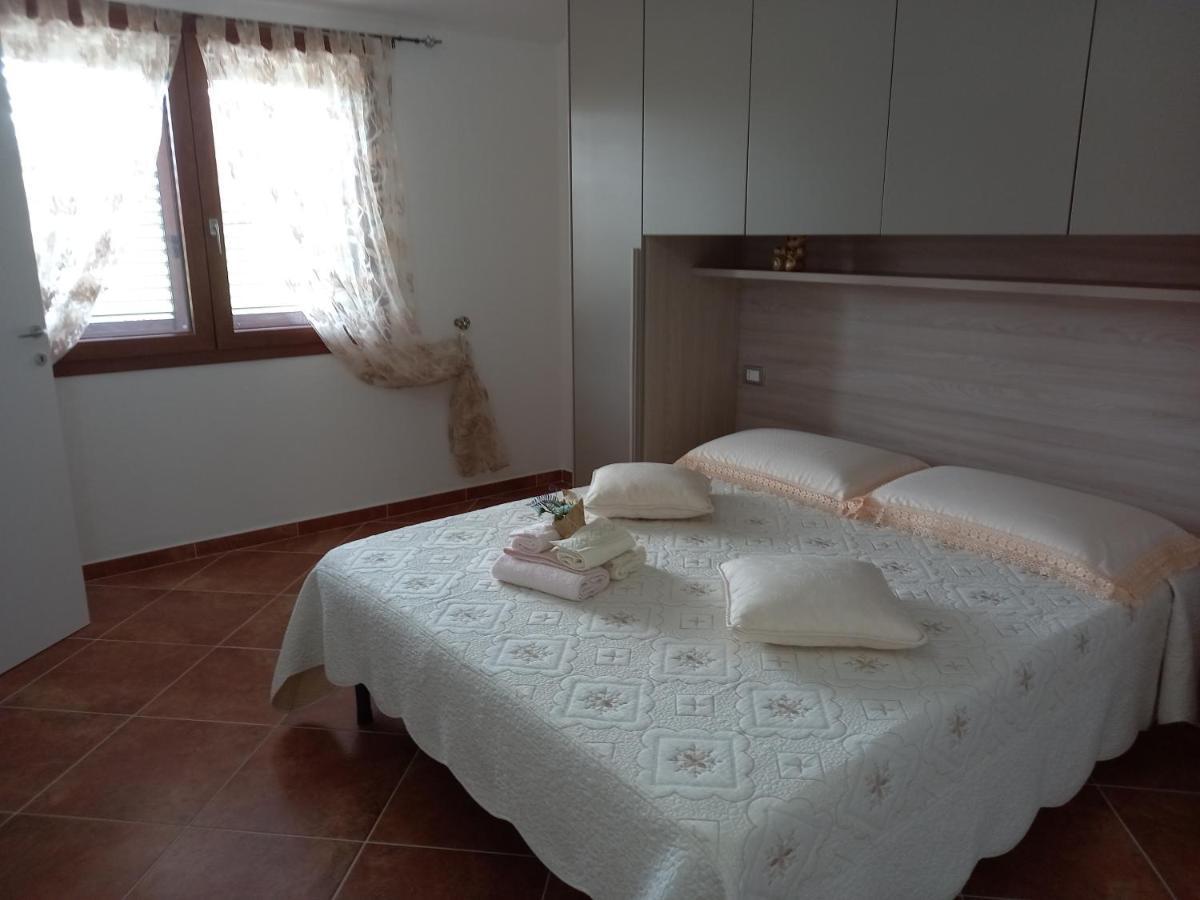 Villa Aratha Орозеи Екстериор снимка